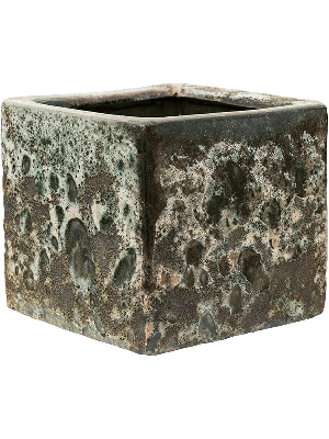 Baq Lava, Cube relic jade (glazed inside) (↔22 ↕20)