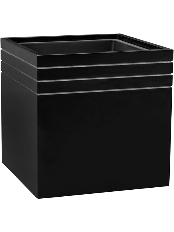 Baq Line-Up, Cube Matt Black (with liner and wheelplate) (↔38 ↕38)