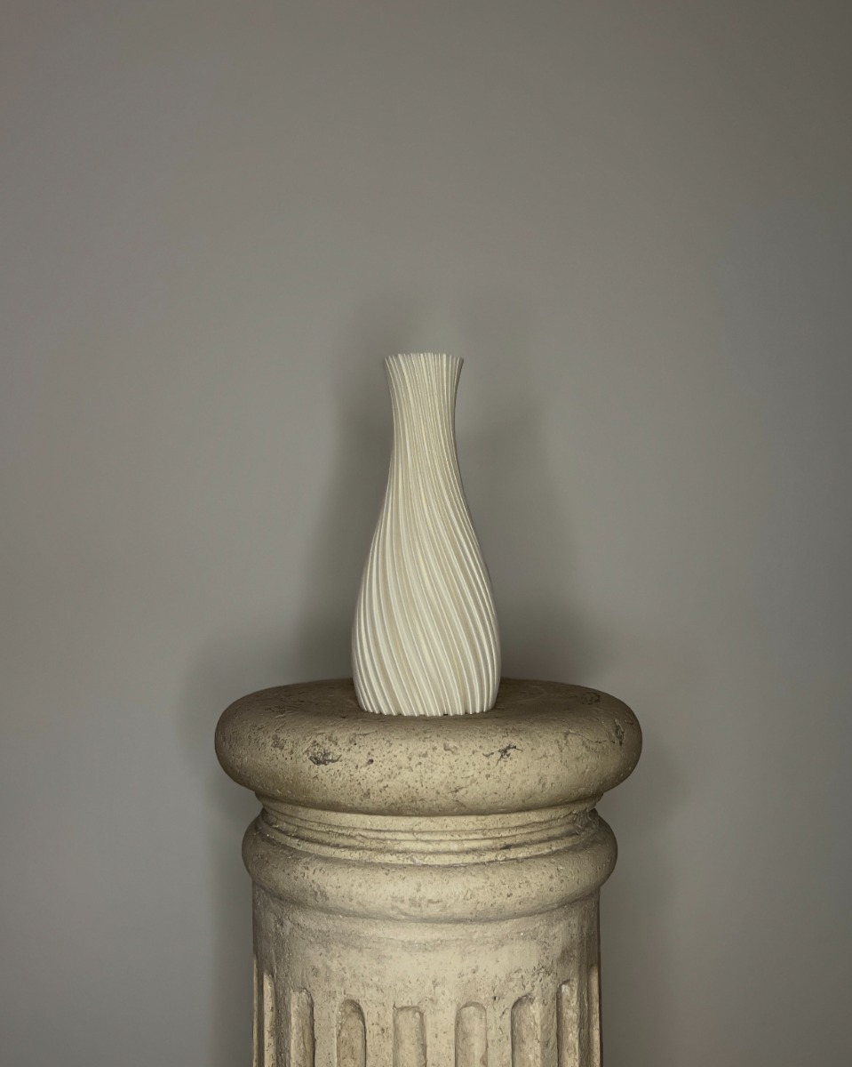 3D Vase Kalmia - White (↔9 ↕20)