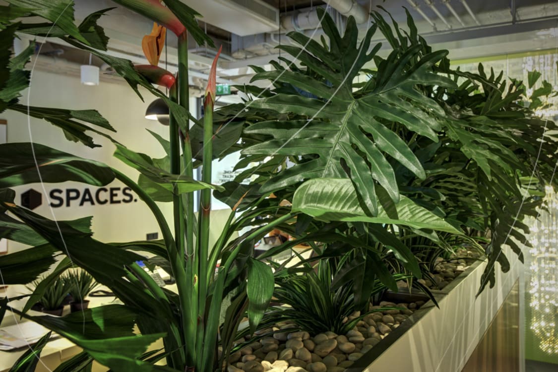 Kunstpflanzen für draußen: Balkon und Terrasse begrünen