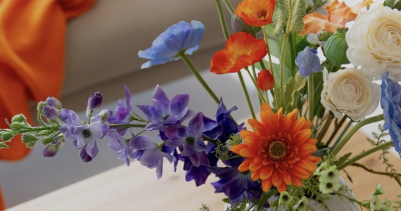 Waarom kunstbloemen de duurzamere en stijlvollere keuze zijn